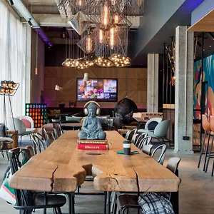 Moxy Sydhavnen Copenhagen
